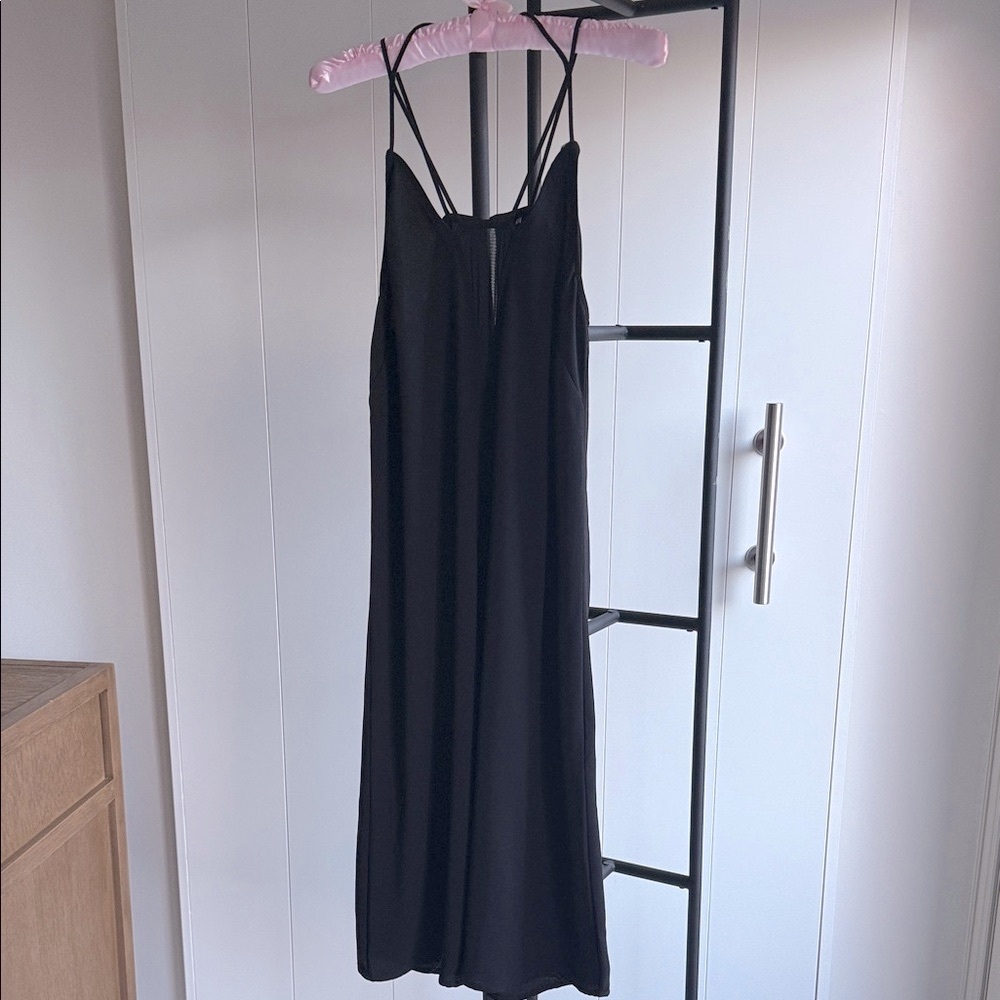 H&M Black Crepe Knee Length Dress EUC